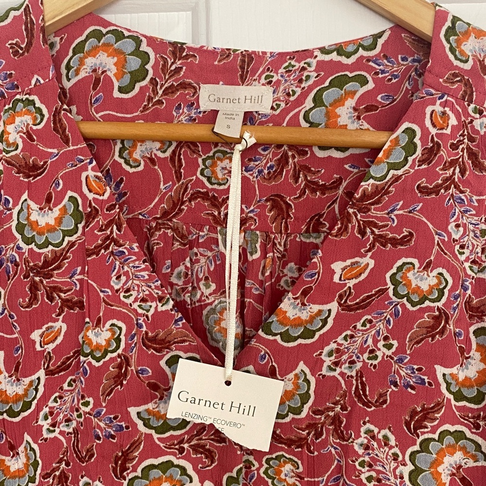 NEW! Garnett Hill Elegant Paisley Pink Blouse size Small